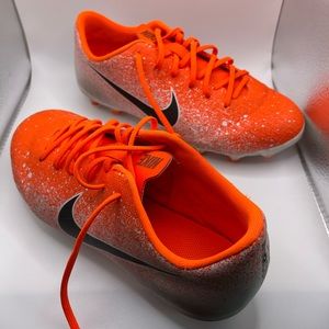 Limited eddition Nike Mercurial, unisex men’s women’s teens. Athletic cleats.